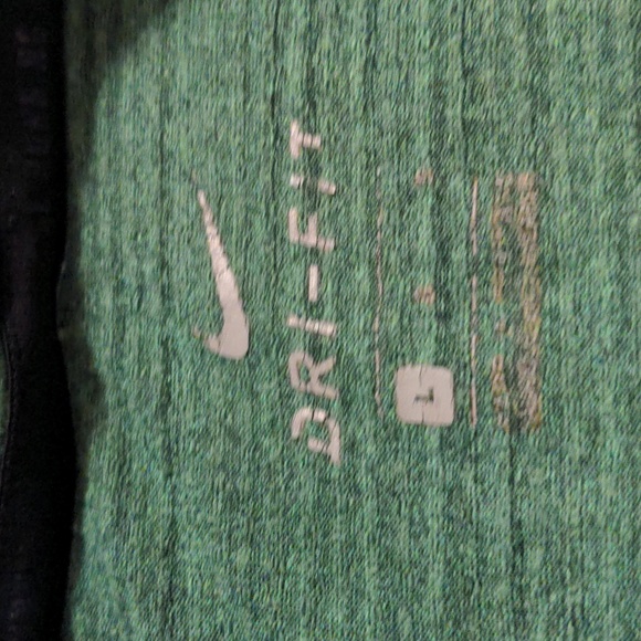 Nike dri-fit shirt - Picture 2 of 2